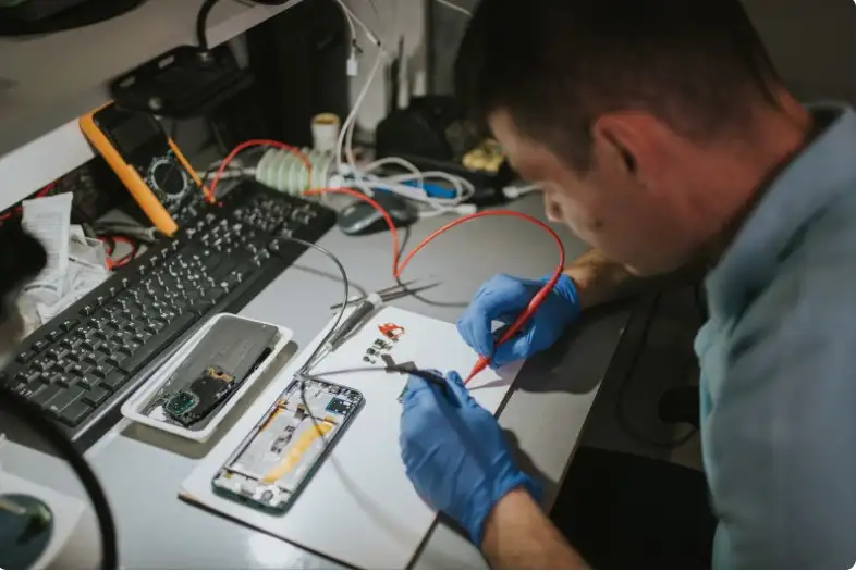 Khóa học sửa chữa điện thoại di động